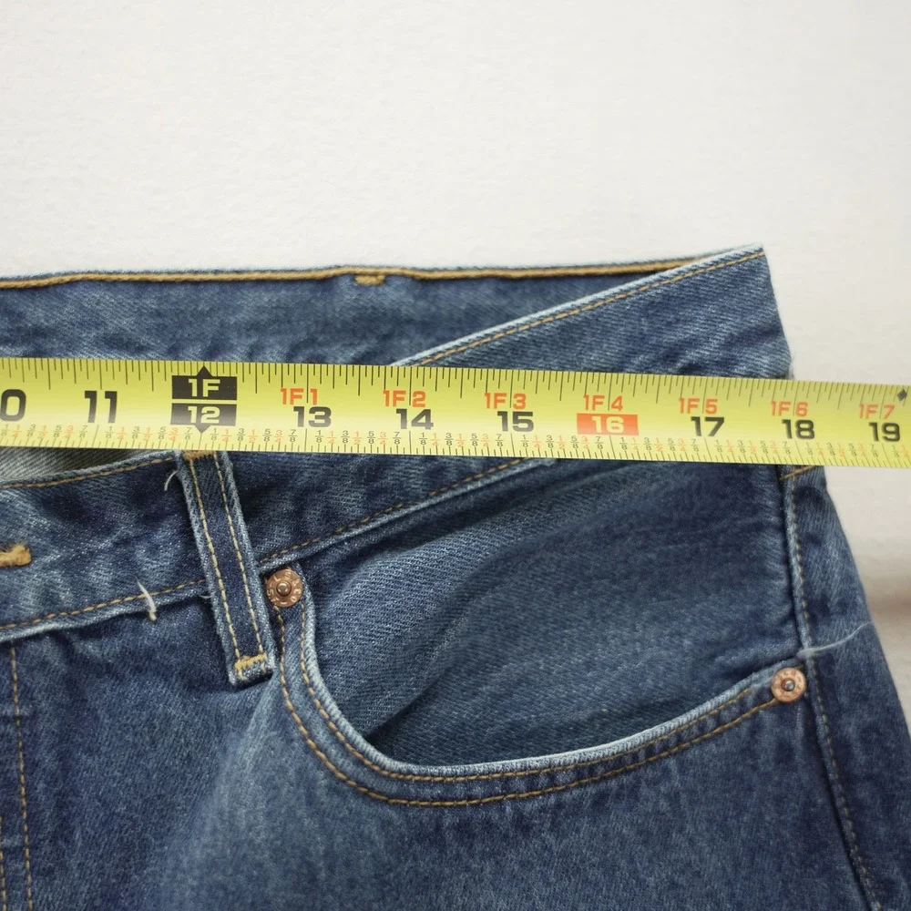 Levis 501 Vintage Mens Blue Denim Straight Leg Button Fly Jeans 38x32 2004